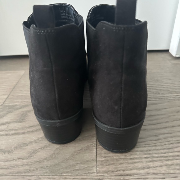 Women’s Ankle Boots/Booties - Picture 2 of 3